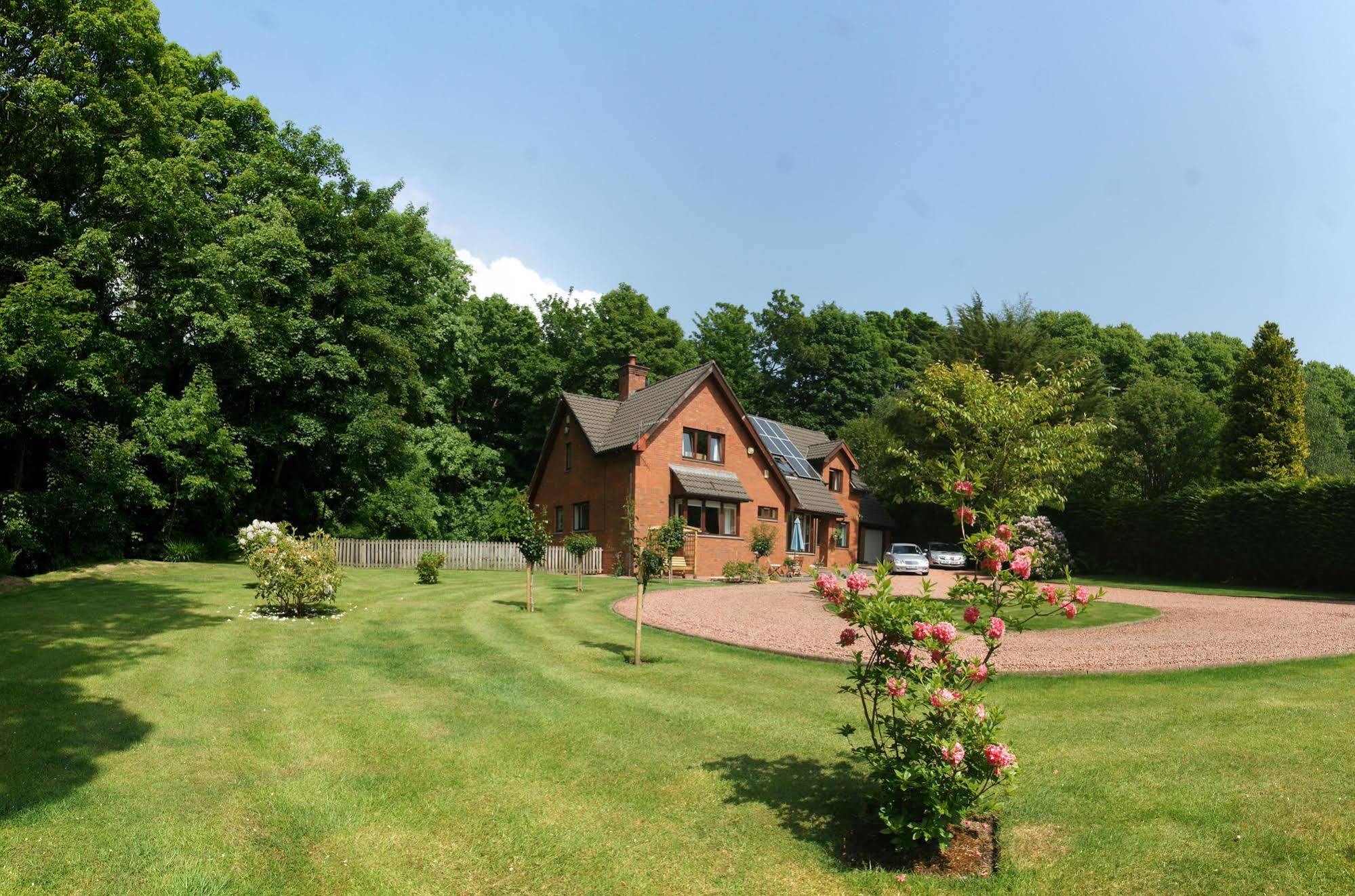 Whistlers Dell B&B 루 외부 사진